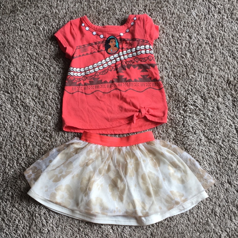 Disney Moana set, Shirt and Skirt